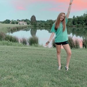 Meet your Posher, Layla-grey